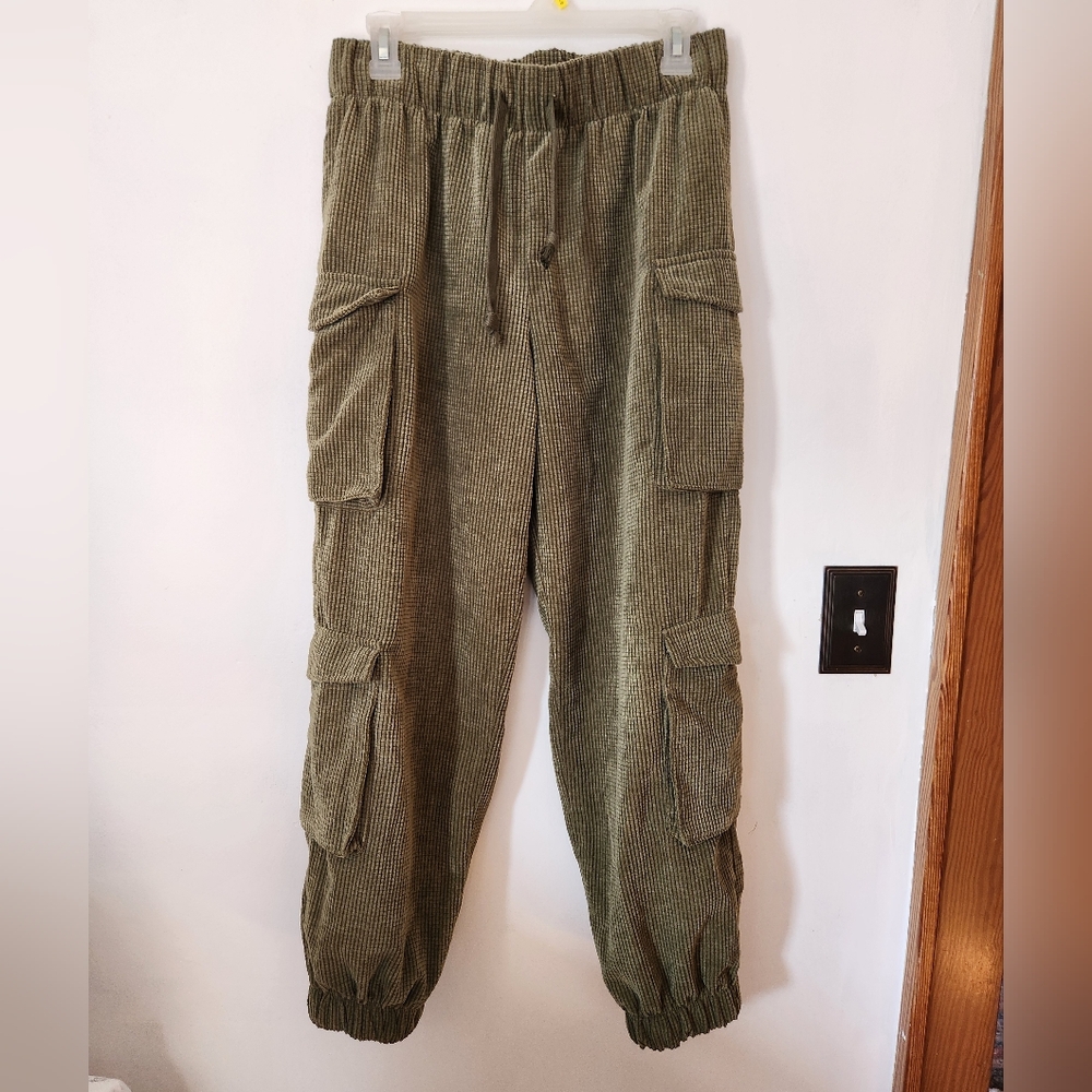 Army Green Cordory Cargo Joggers Size M